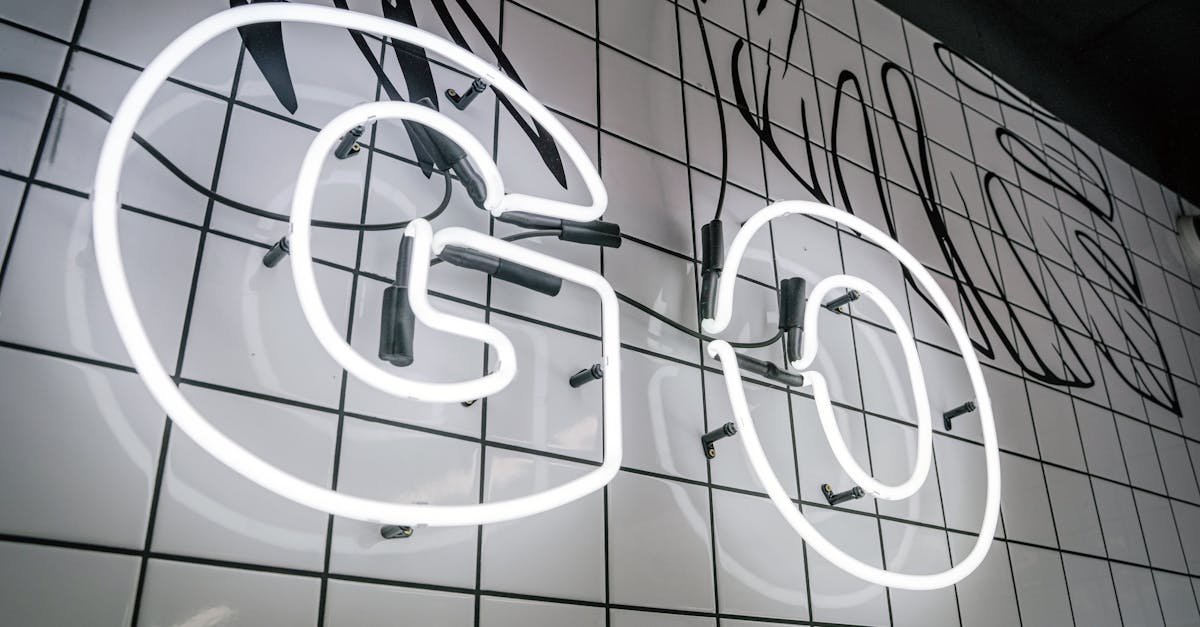 Designing Unique Festival Signs for a Memorable Experience