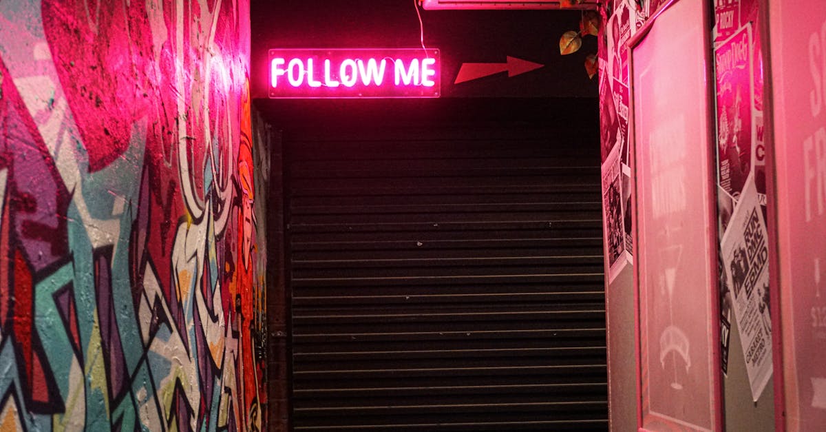 Enhancing Home Aesthetics with Custom Decorative Signage