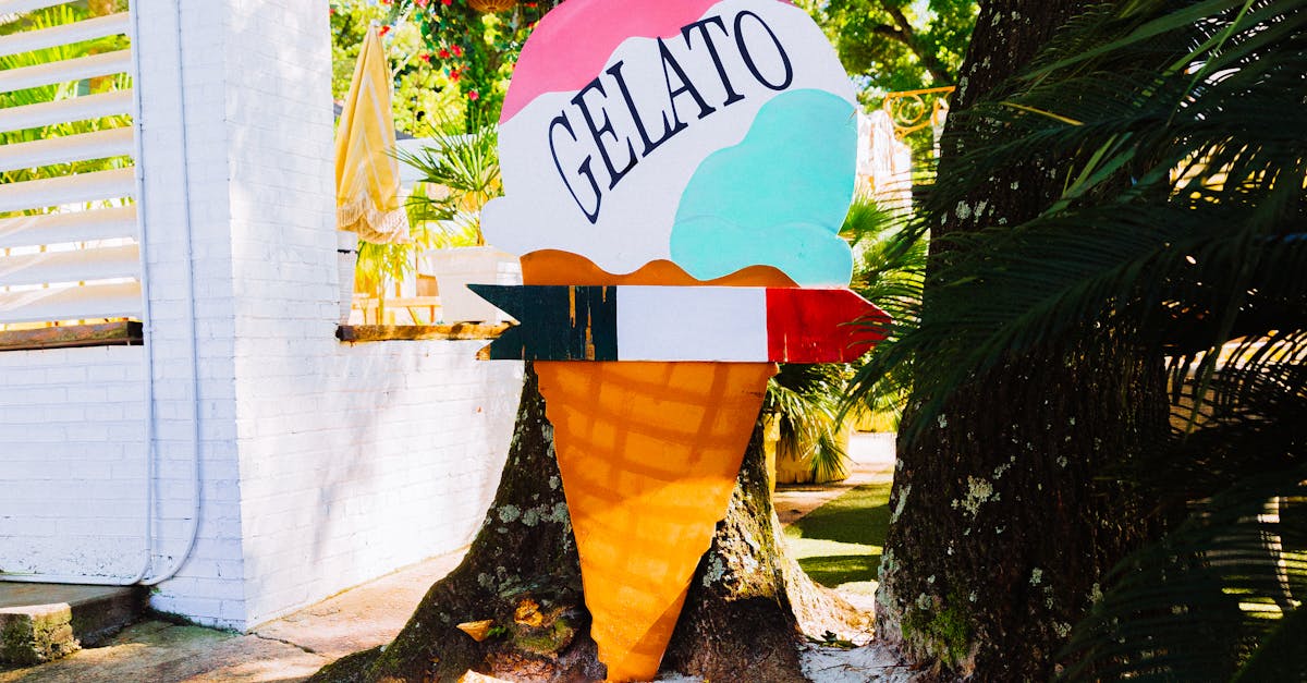 Showcasing Your Home’s Personality with Custom Signage